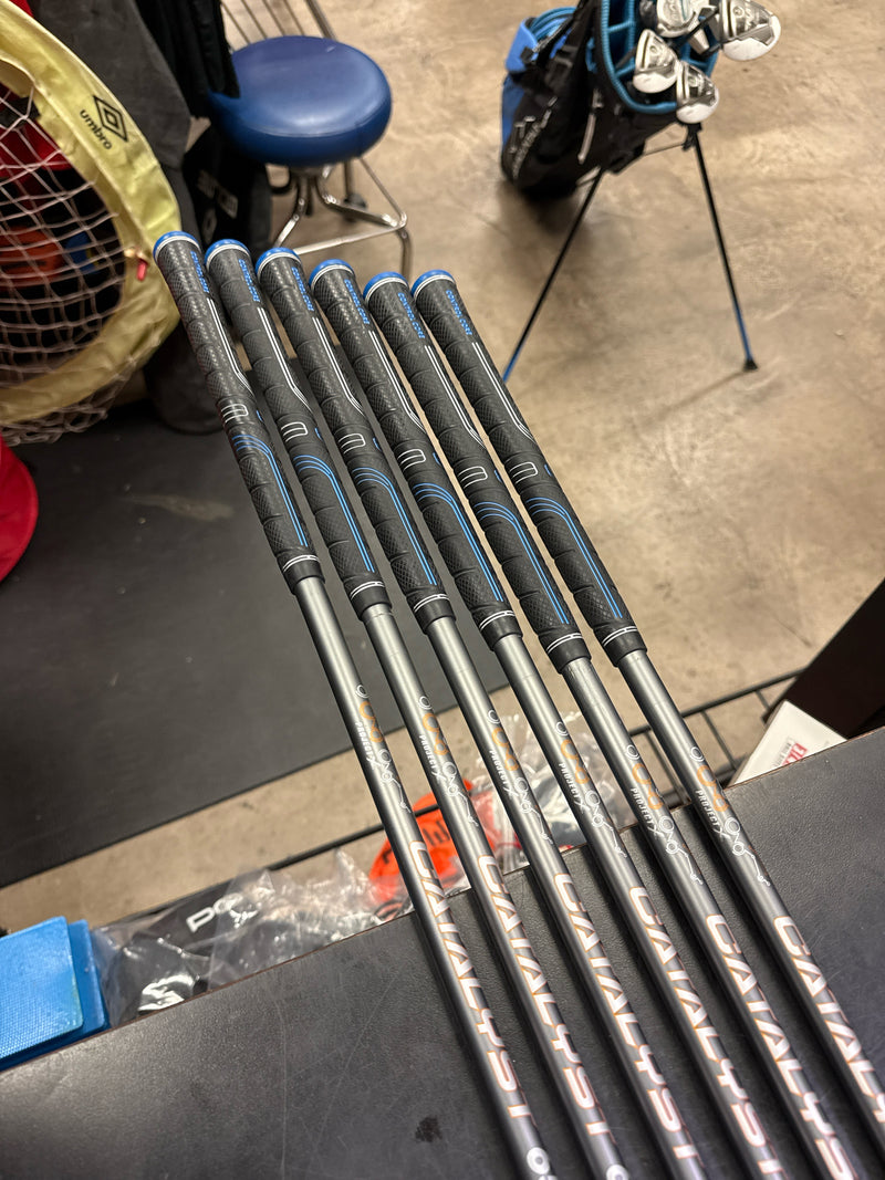 Load image into Gallery viewer, Used Callaway Mavrik MAX Right Hand 6 pc Iron Set 5-9i and Pw
