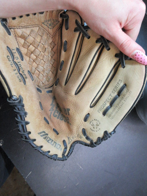 Load image into Gallery viewer, Used Mizuno Power Close Prospect Series 11.5" Glove - RHT
