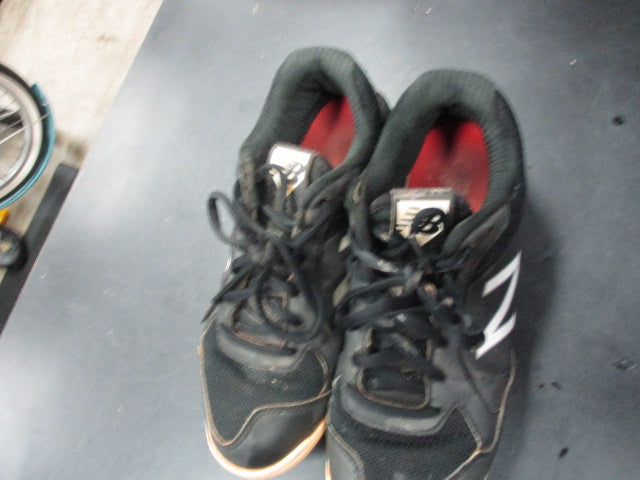 Load image into Gallery viewer, Used New Balance Size Unknown Baseball Cleats
