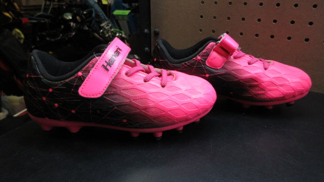 Load image into Gallery viewer, Used Hanani Soccer Cleats - Size 1
