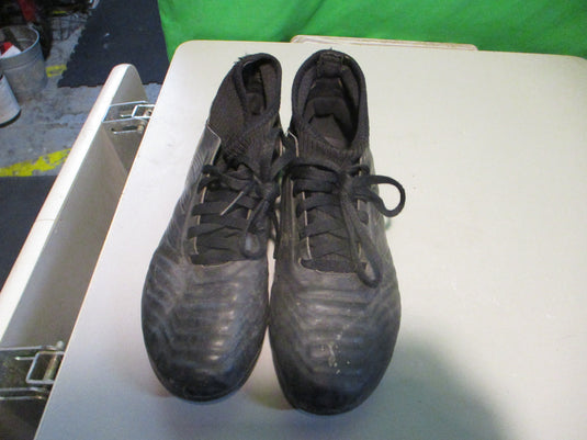 Used Adidas Predator Size 3 Soccer Cleats
