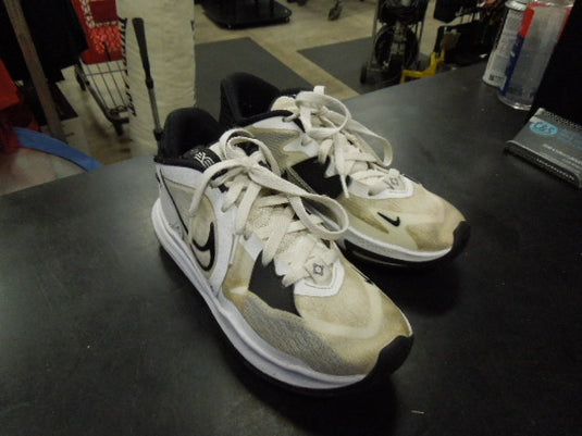 Used Nike Kyrie Low 5 TB Size 5.5