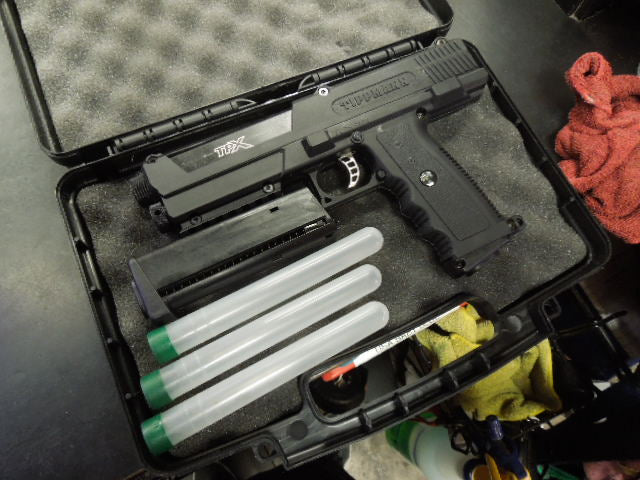 Load image into Gallery viewer, Used Tippmann TPX Tru-Feed .68 Cal Paintball Pistol 2 Magazines and Case
