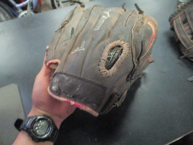 Load image into Gallery viewer, Used Mizuno J. Finch Series Glove 11.5" RHT
