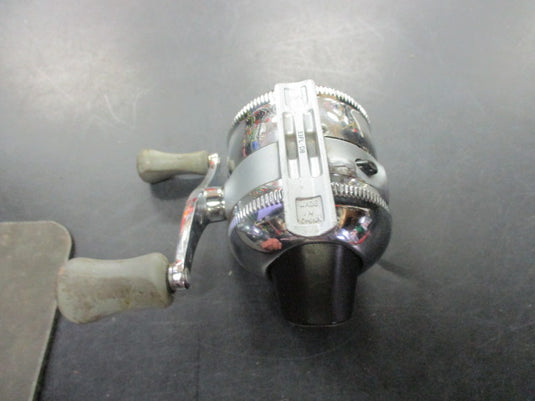 Used Zebco 808 Fishing Reel
