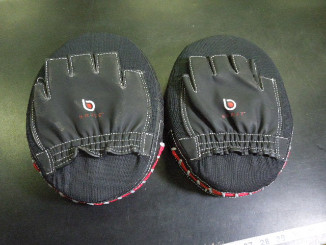 Load image into Gallery viewer, Used Set of Century Brave Punch Mits
