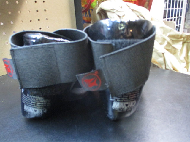 Load image into Gallery viewer, Used Century Macho Martial Arts Foam Foot Protectors
