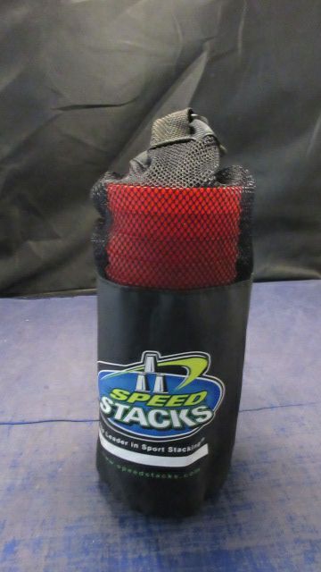 Load image into Gallery viewer, Used Speed Stacks Cups - 10 Cups - small wear - one crack
