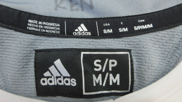 Load image into Gallery viewer, Used Adidas Hockey Jersey - Size Small
