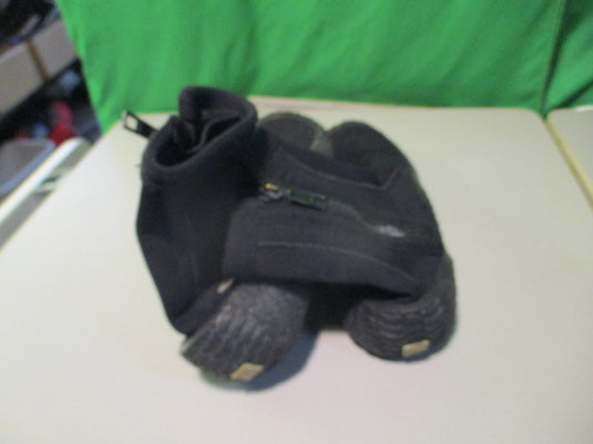 Used Tilos Hydro + Size 6 Dive Boots