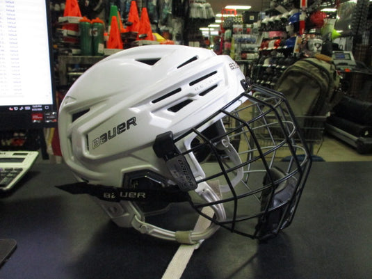 Used Bauer ReAkt 150 M Hockey Helmet with Profile II Mask Adjustable Size M