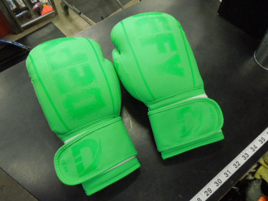 Used Defy Sports Gel Shock Boxing Gloves in Green 12 oz