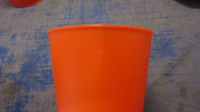Load image into Gallery viewer, Used Speed Stacks Cups - 10 Cups - small wear - one crack
