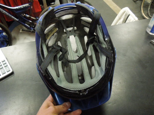 Used Giro Xen Bicyle Helmet Size Medium