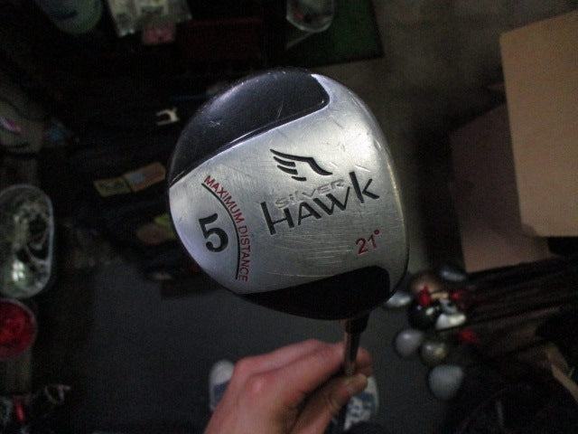 Load image into Gallery viewer, Used Silver Hawk  21º Right Hand 5 Wood
