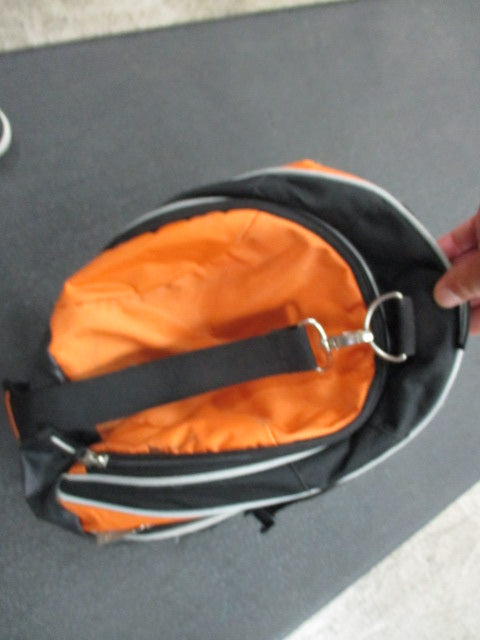 Load image into Gallery viewer, Used Ogio Village Small Duffle Bag
