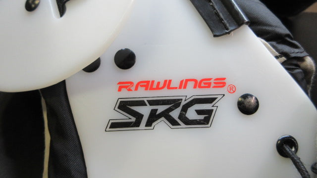 Load image into Gallery viewer, Used Rawlings SRG Momentum Football Shoulder Pads - Size Medium
