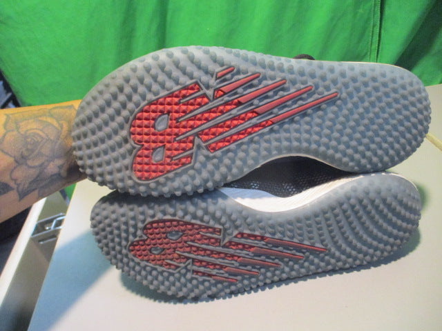 Load image into Gallery viewer, Used New Balance Fuel Cell Size 7.5 Baseball Turf Shoes
