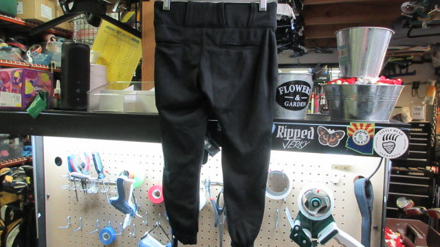 Load image into Gallery viewer, Used Champro Softball Pants - Youth Small
