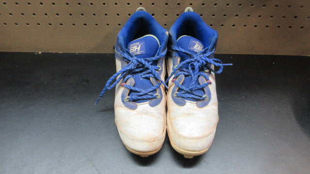 Load image into Gallery viewer, Used Under Armour Harper 8 Mid RM Baseball Cleats - Size 7.5
