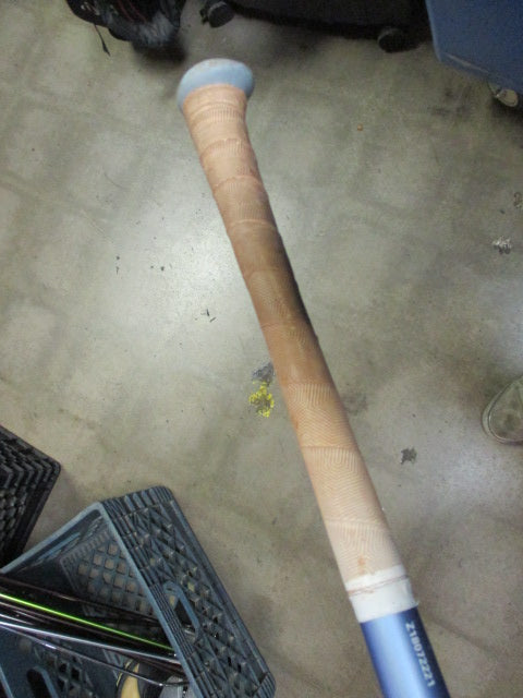 Used AXE Danielle Lawrie 30