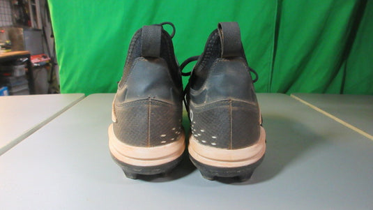 Used ADIDAS Shoe Size YOUTH 4 Black/White Shoes/Cleats