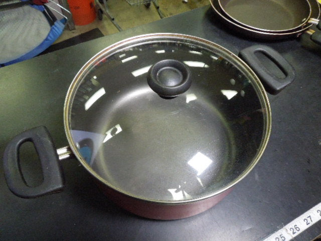 Load image into Gallery viewer, Used Farberware 10pc Non Stick Cooking Set 2 Skillets 4 Pots 4 Lids
