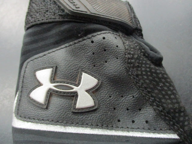 Load image into Gallery viewer, Used Under Armour Single Size One Size Batting Glove - LH
