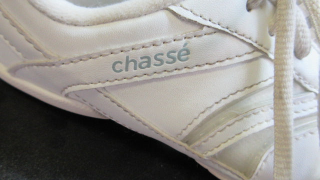 Load image into Gallery viewer, Used Chasse Cheer Shoes - Size 4.5
