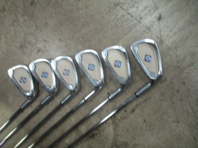 Load image into Gallery viewer, Used Northwestern Pro Bilt Plus RH 4-9 IRON SET steel shaft ladies
