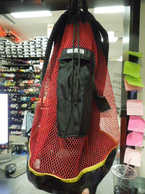 Load image into Gallery viewer, Used Stahl Sac Dive Equipment Mesh Bag With Waterproof Bottom
