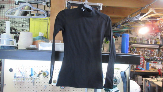 Used Under Armour Long Sleeve Cold Weather Compression Shirt - Size Medium