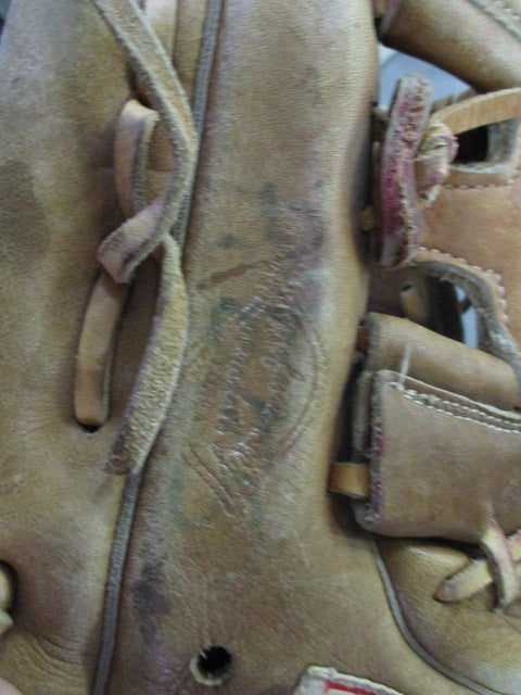 Load image into Gallery viewer, Used Vintage Geo A Reach Co Leather Glove - NEEDS RELACE
