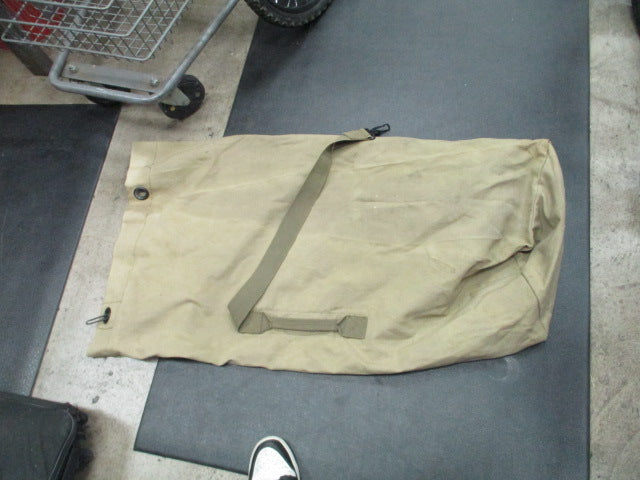 Load image into Gallery viewer, Used Large Military Carry Bag

