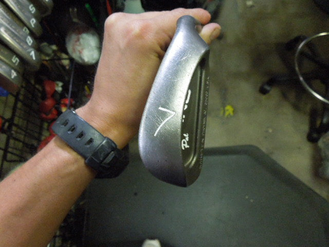 Load image into Gallery viewer, Used PING Pal Jr. Right Hand 7 Iron
