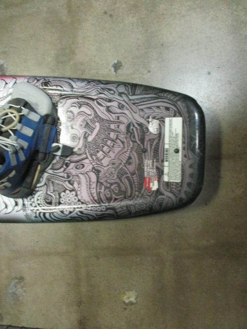 Load image into Gallery viewer, Used Hyperlite Belmont 141 WAKEBOARD W Bindings
