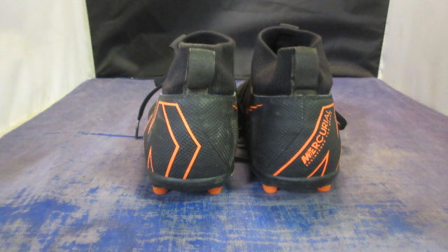 Load image into Gallery viewer, Used Nike Mercurial Soccer Cleats Youth Size 6
