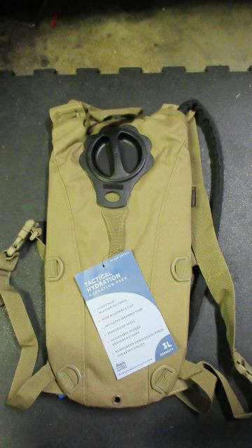 New WFS 3 Liter Tactical Hydration Pack