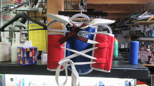 Load image into Gallery viewer, Used Taekwondo Reversible Chest Protector - Youth
