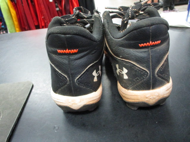 Load image into Gallery viewer, Used Under Armour Leadoff Size Youth 1 Baseball Cleats
