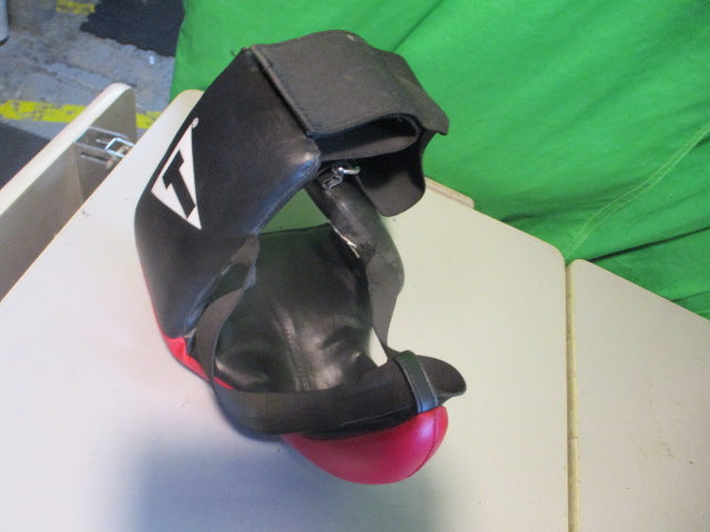 Load image into Gallery viewer, Used Title Size Small Boxing Groin Protector
