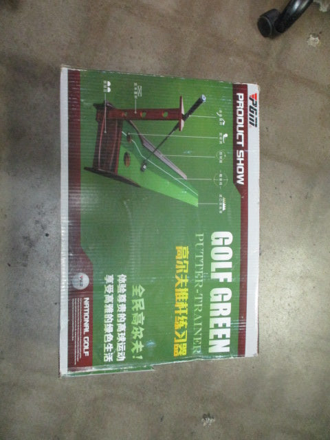 Used PGM Golf Golf Putting Green