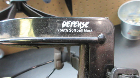 Used Rip-It Defense Youth Softball Mask