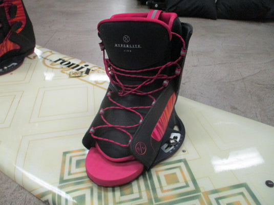 Used Ronix Faith Love Hope 136cm Wakeboard w/ Hyperlite Jinx Bindings