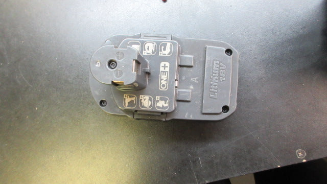 Load image into Gallery viewer, Used RYOBI 18V ONE+ Portable Bucket Top Misting Kit
