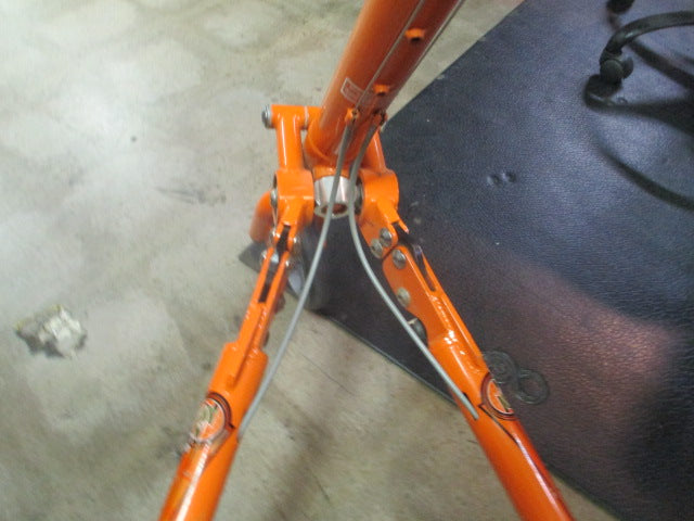 Load image into Gallery viewer, Used T67 CS TRIKKE 3 Wheeled Scooter
