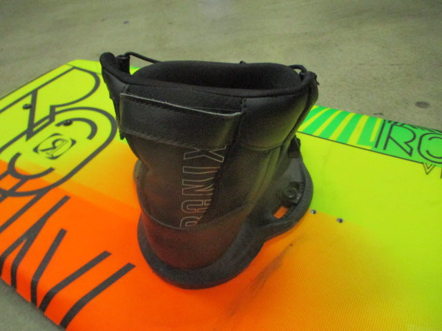 Load image into Gallery viewer, Used Ronix Vision 120cm Wakeboard w/ Divide Bindings
