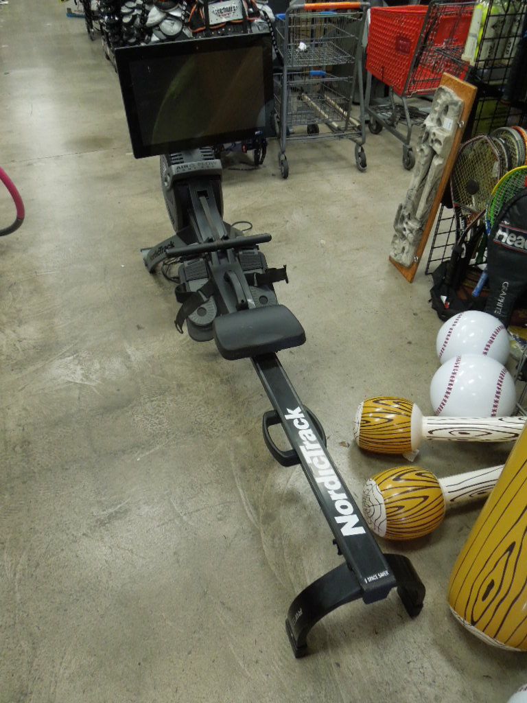 Load image into Gallery viewer, Used Nordictrack RW900 Folding Rower With NEW 22" Touchscreen
