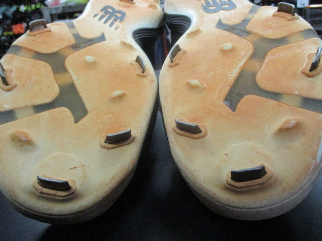 Load image into Gallery viewer, Used New Balance Cleats Size 14
