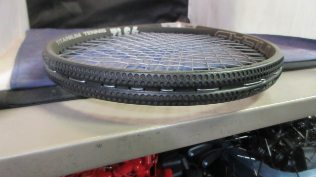 Load image into Gallery viewer, Used Head Titanium Ti.S6 27.5&quot; Tennis Racquet
